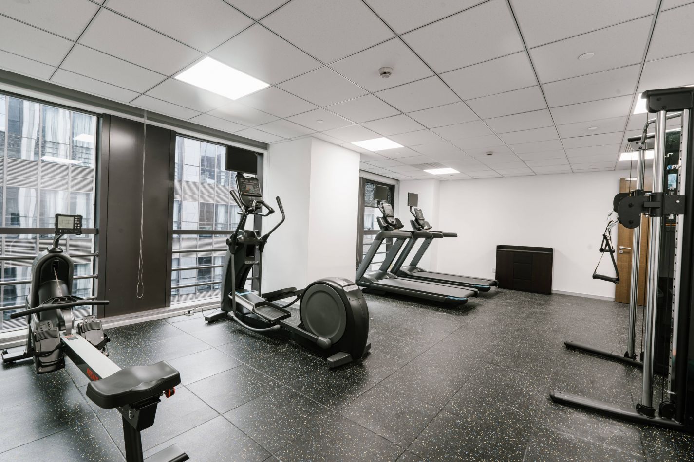 尊龙集团 (中国区)官方网站